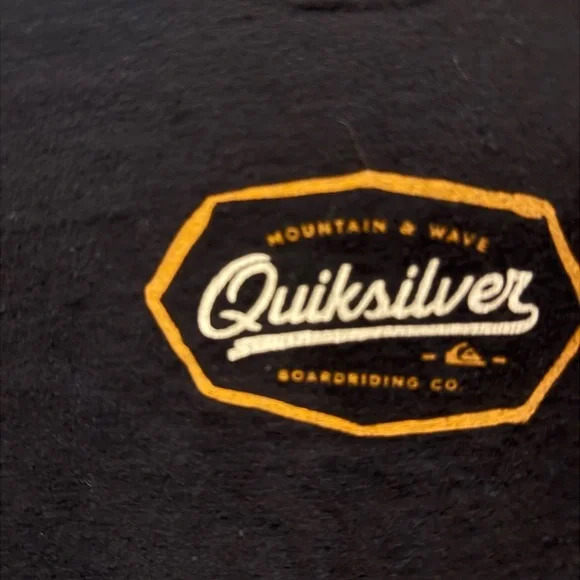 Quiksilver Black Tee with Gold Logo size S - Picture 5 of 5